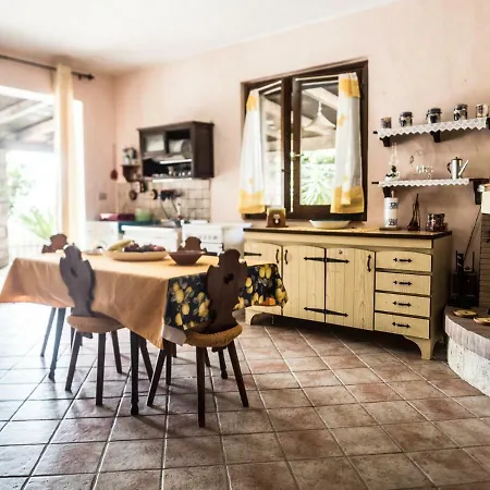 Ferienhaus Rombi *